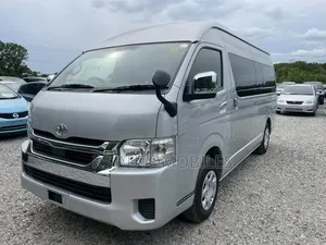 Toyota HiAce 2021 Grand Cabin