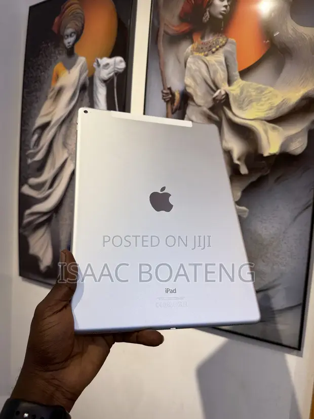 Apple iPad Pro 12.9 (2017) 128GB Silver - 1