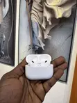 Apple AirPods Pro 2 - 1