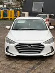 Hyundai Elantra 2017 White - 4