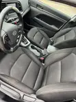 Hyundai Elantra 2017 White - 5