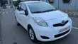 Toyota Yaris 2010 White - 4