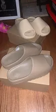 Unisex Yeezy Slides - 2