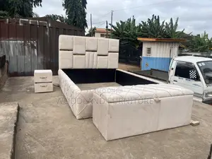 Royal Comfort Cream Tufted Bed Set with Storage Ottoman