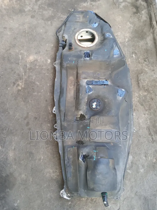 Toyota RAV4 2018 Fuel Tank - 1