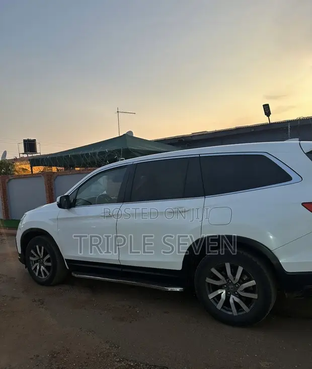 Honda Pilot EX-L AWD 2020 White - 1
