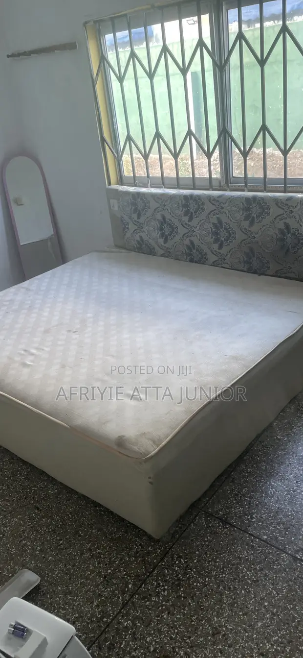 King Size Bed - 1