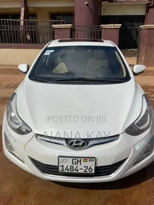 2013 Hyundai Elantra Limited Sedan - White