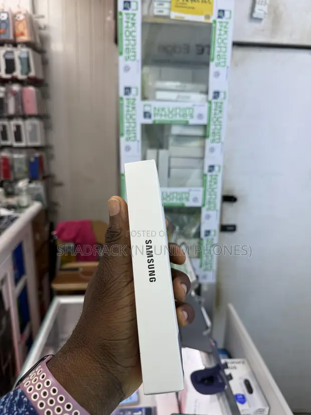 New Samsung Galaxy A07s 64GB Green - 1