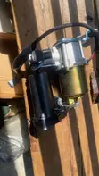 Lexus GX470/GX460 & Toyota Land Cruiser Prado Air Suspension Compressor - 1