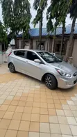 Hyundai Accent - 1