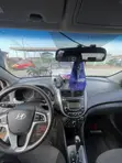 Hyundai Accent - 5