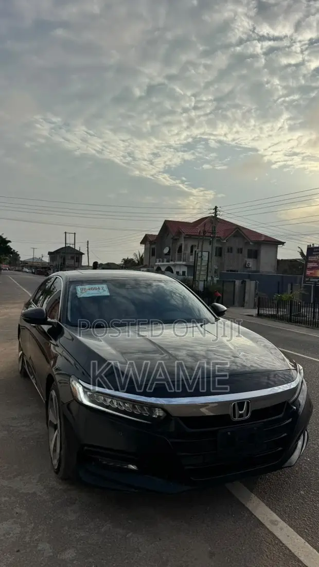Honda Accord Touring 2018 Black - 1