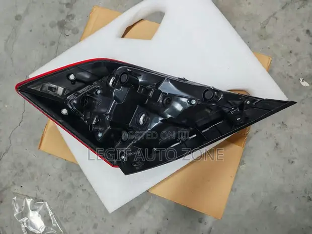 Honda Civic Taillights (2016-2021 Models) - 1