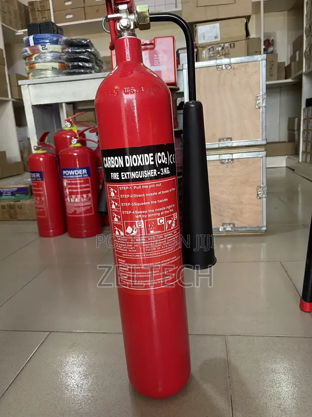 3Kg CO2 Fire Extinguisher - 1