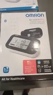 Omron M7 Intelli IT Blood Pressure Monitor - 1