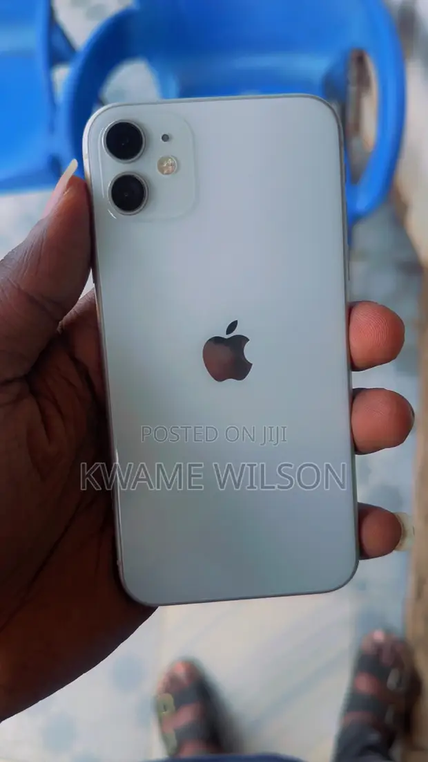 Apple iPhone 11 64 GB White - 1