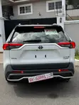 2020 Toyota RAV4 XLE Premium AWD White - 2