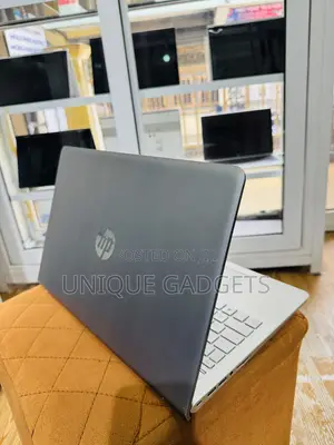 HP Pavilion 15 Laptop - Core i5, 8GB RAM, 1TB HDD