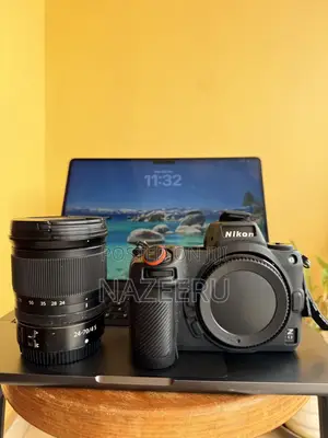 Nikon Z6 II + Nikkor Z 24-70mm f/4 S + 2 Batteries + 128GB SD Card