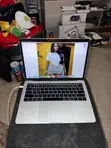 Apple MacBook Pro 2016 13" 8GB RAM 256GB SSD - 1