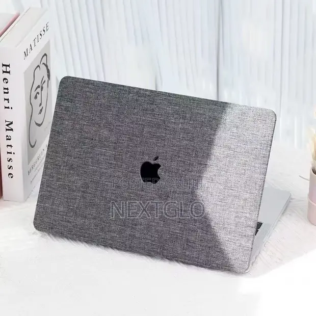 Engraved Leather Case for MacBook Pro 14-inch - 1