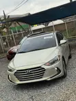 2018 Hyundai Elantra SEL Gold - 4