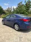2016 Hyundai Elantra Limited Sedan FWD (1.8L) - 3