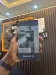 New Samsung Galaxy S21 5G 128GB Black - 3