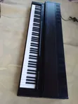Yamaha Clavinova CLP-300 Digital Piano - 1