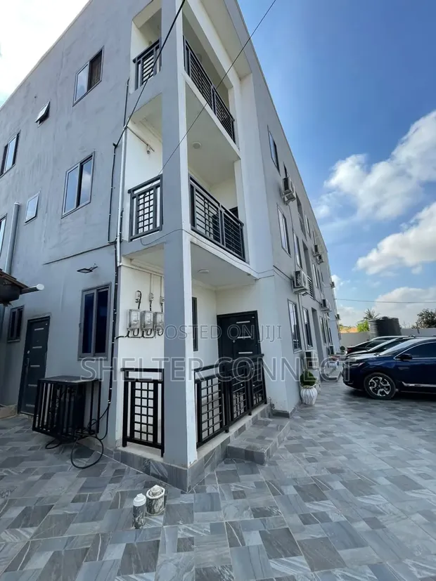 2 Bedroom Apartment for Rent in Adenta, Sakora - 1