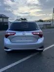 Toyota Vitz 1.3 FWD 5dr 2017 Silver - 2