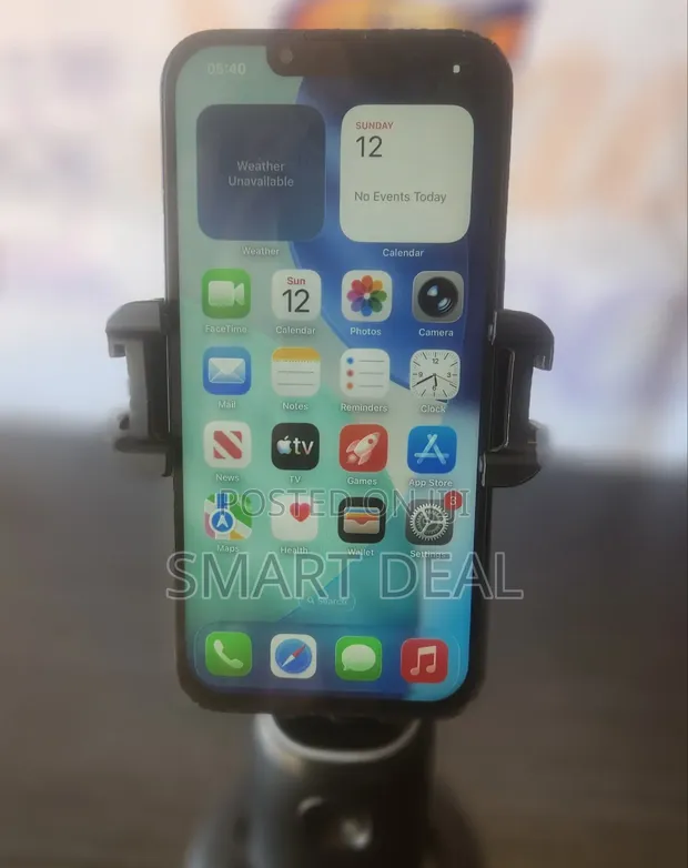Apple iPhone 13 128GB - 1