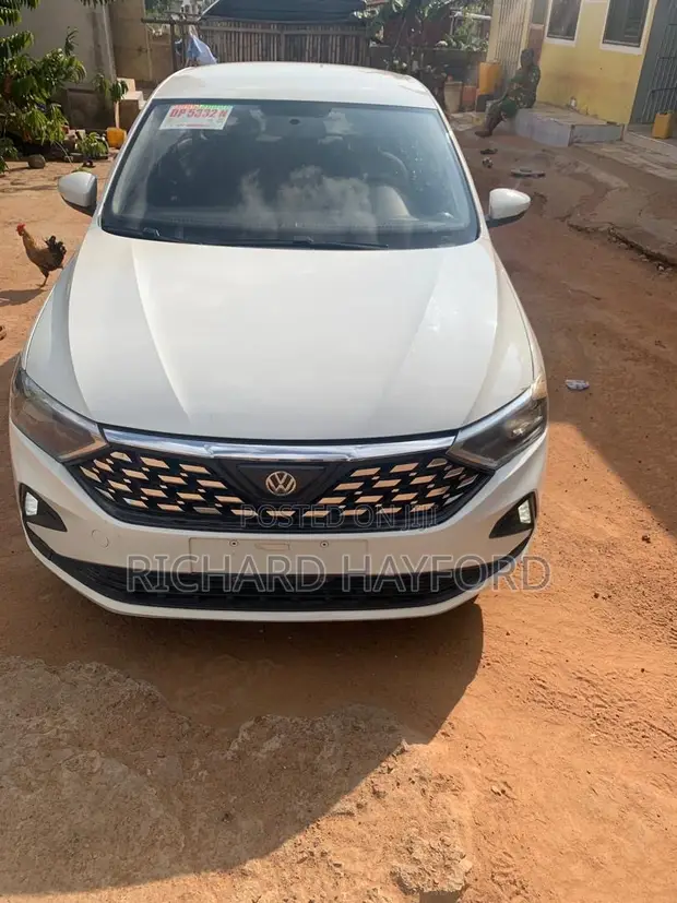 Volkswagen Jetta 2020 White - 1