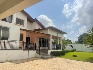 7-Bedroom House for Rent in Kwabenya