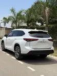 2022 Toyota Highlander XLE White - 5