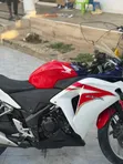 Honda CBR 2011 Sport Bike - 2