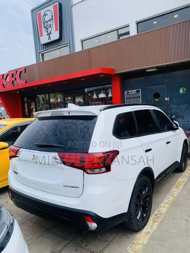 Mitsubishi Outlander Sport ES 2.0 2019 White - 1