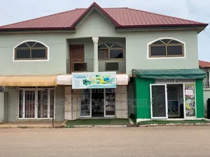 Shop for Rent in Parakuo Estate