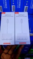 iPhone Lightning to Aux Adapter for Live Screening - 2