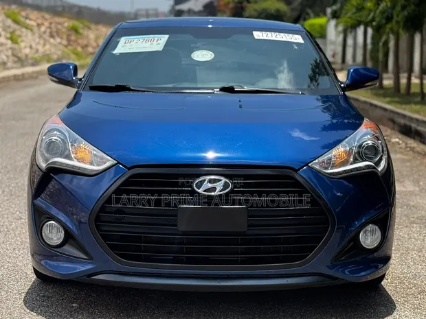 2016 Hyundai Veloster Turbo - 1