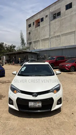 2015 Toyota Corolla S Premium Sedan
