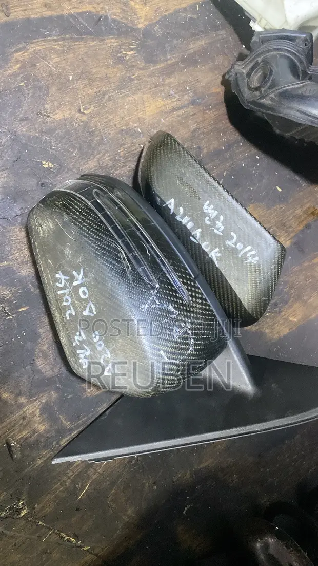 Mercedes-Benz GLA 250 Side Mirror - 1