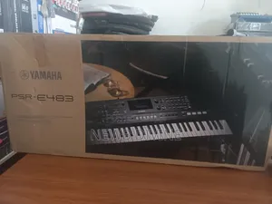 Yamaha PSR-E483 Electronic Keyboard