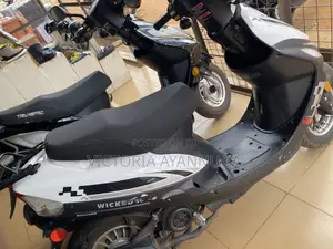 2021 White Scooter Bike