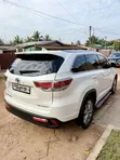 Toyota Highlander 2015 White - 4