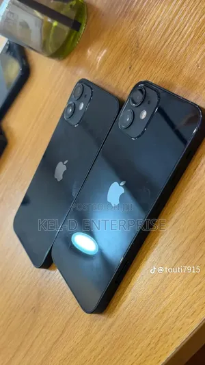 Apple iPhone 12 64GB