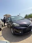 Toyota Vitz 1.3 FWD 5dr 2015 Purple - 2