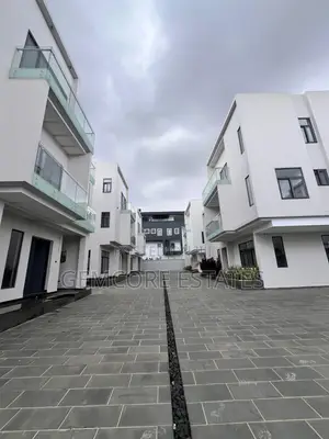 4 Bedroom House for Rent in East Legon