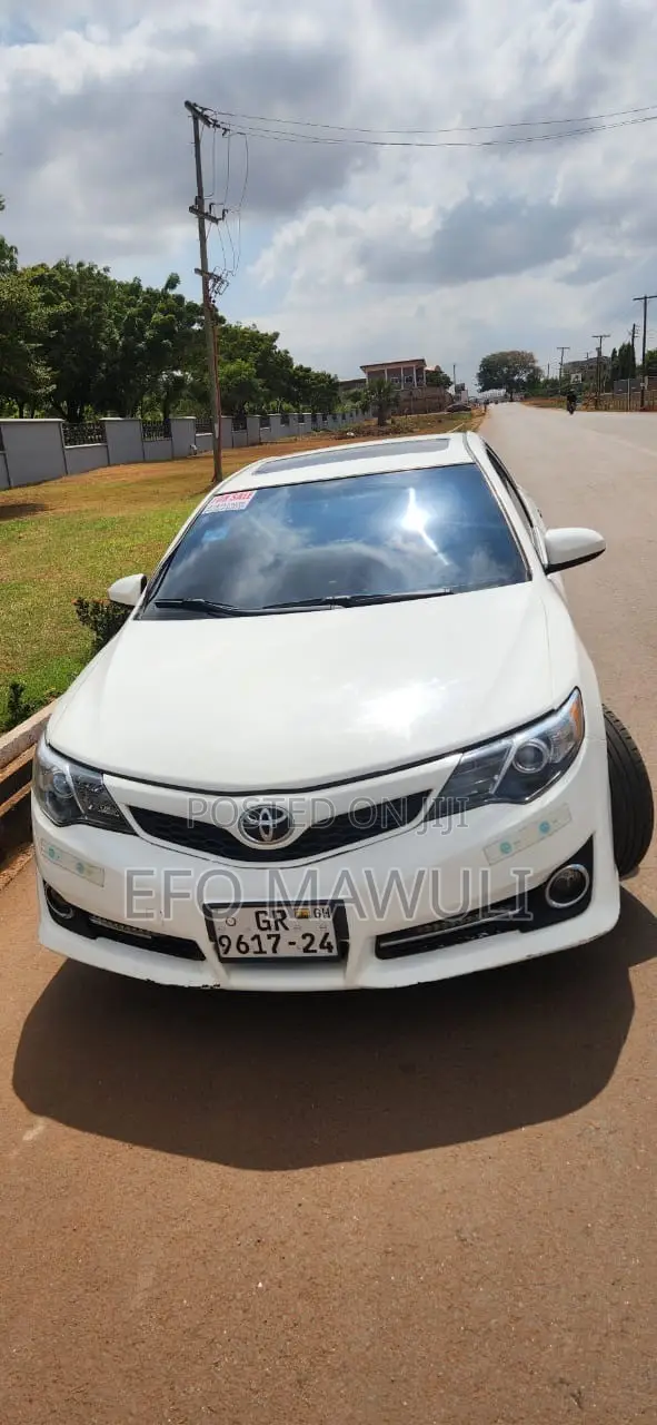 Hyundai Elantra 2014 Blue - 1
